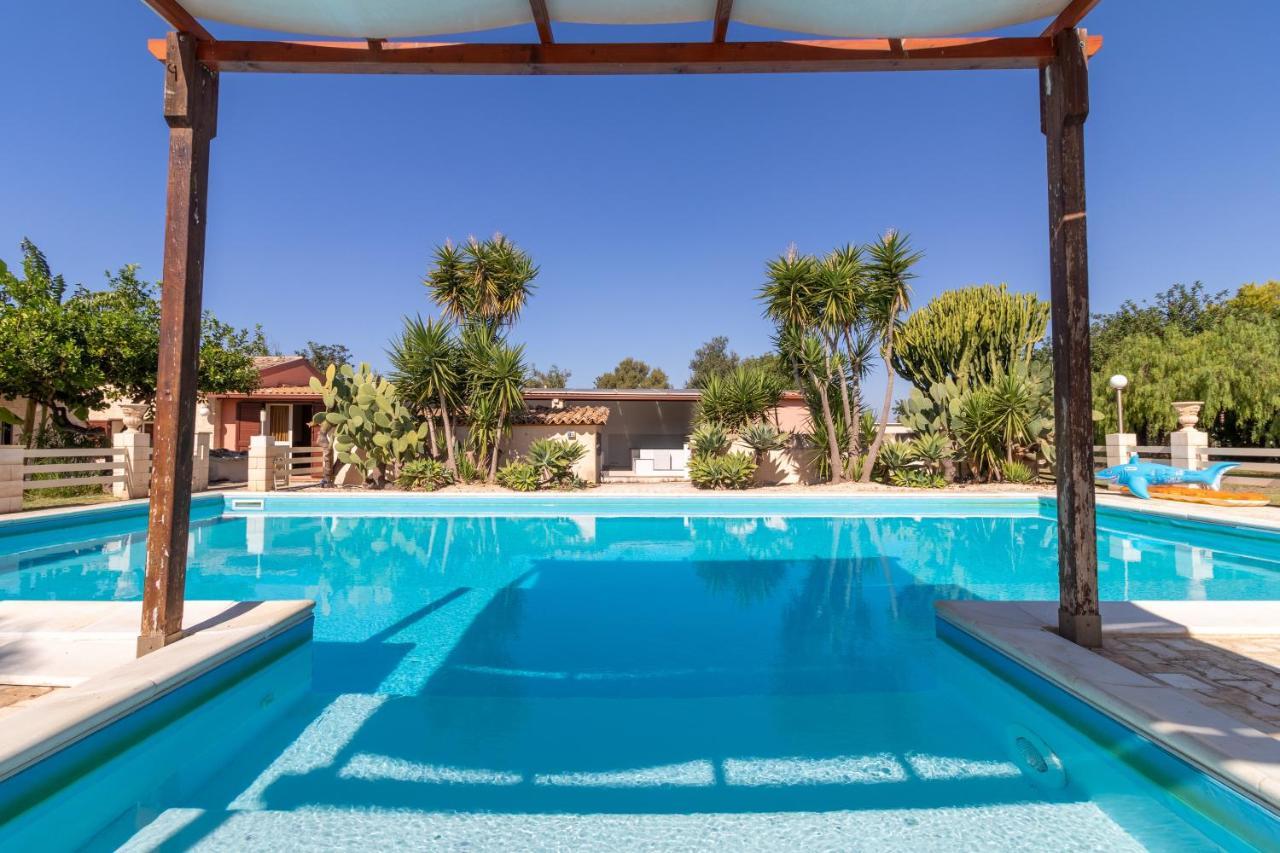 Villa Santa Croce Санта-Кроче- Камерина Экстерьер фото